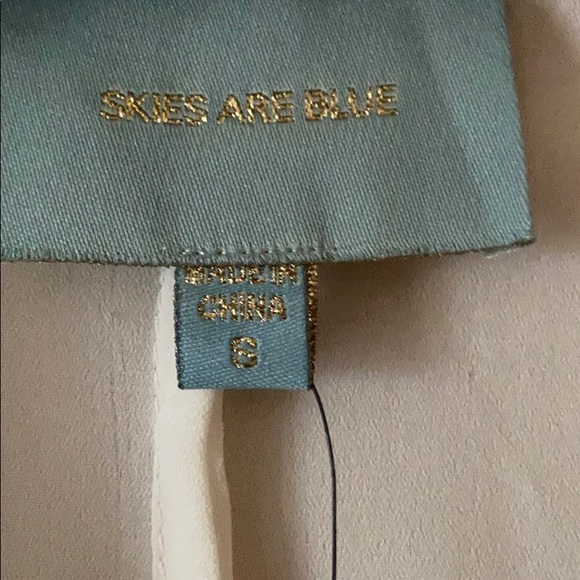 Skies are blue top - Picture 5 of 8